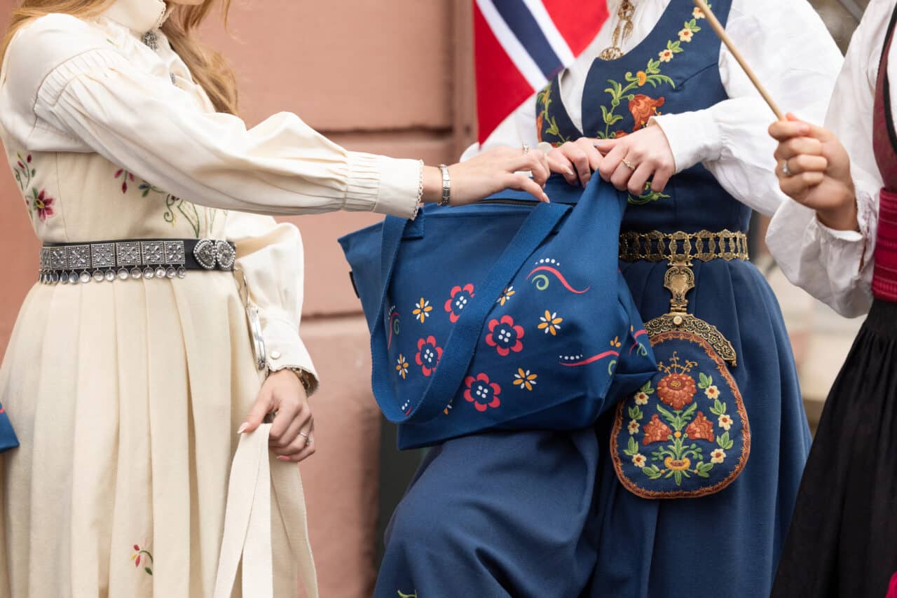 Bunadsveska (blå)